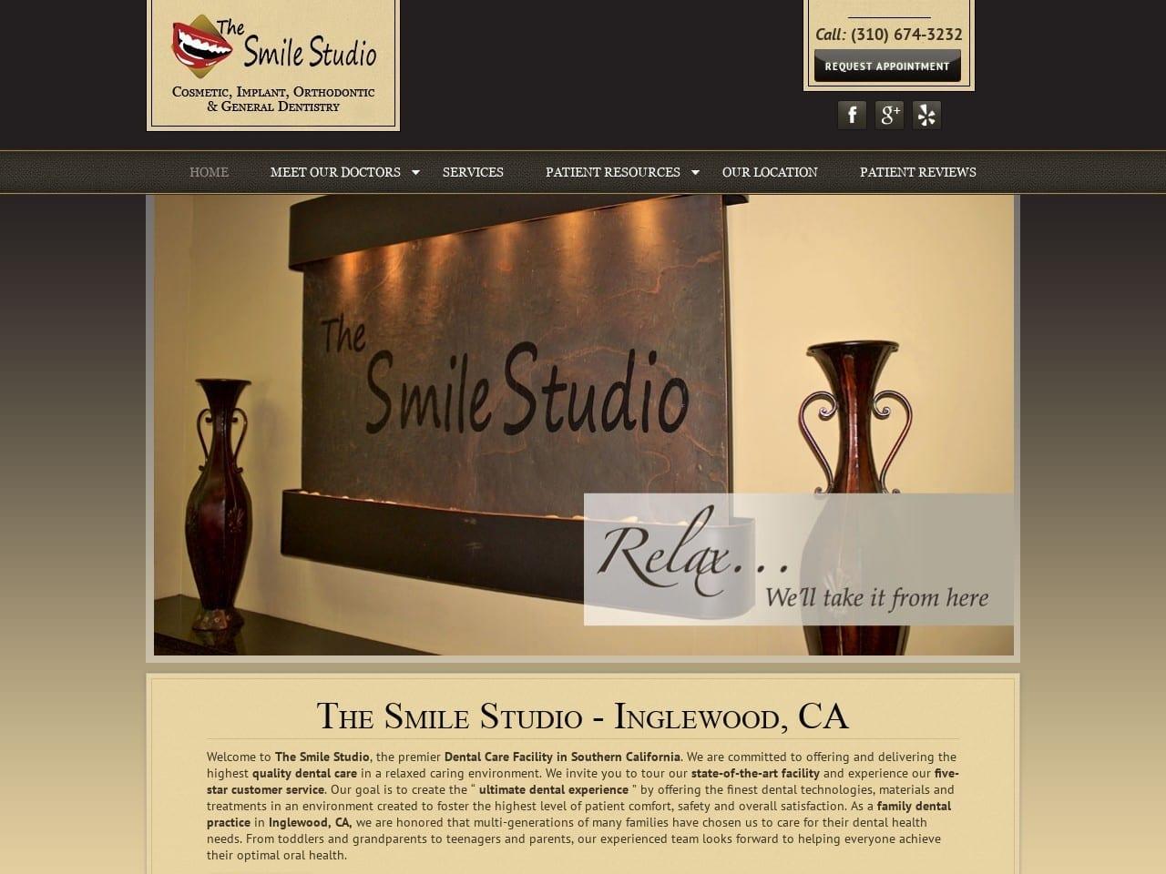 The Smile Studio